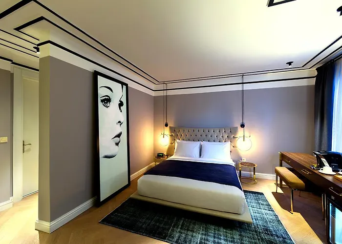 Walton Hotels Galata