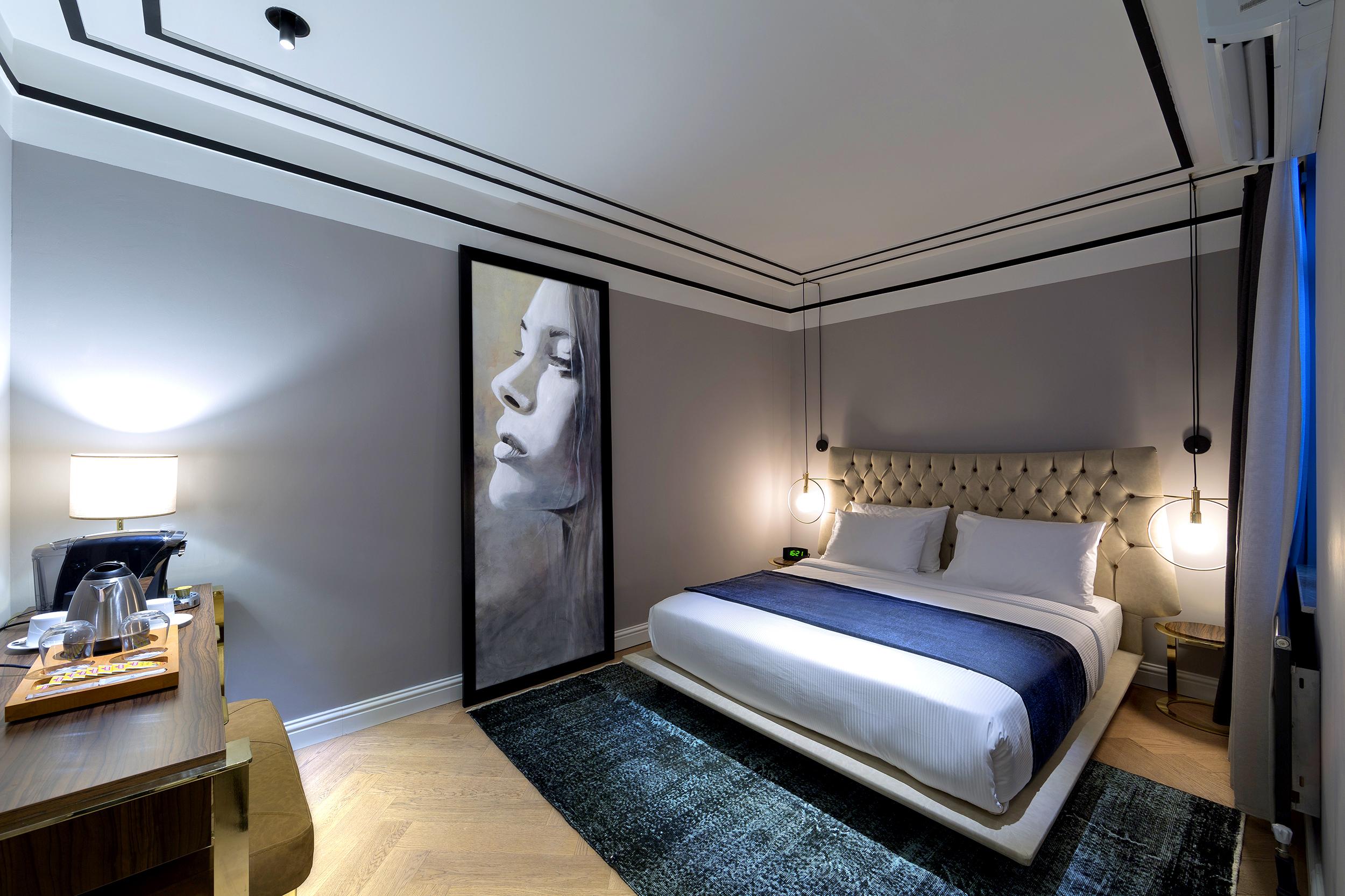 Отель Walton Galata 4*