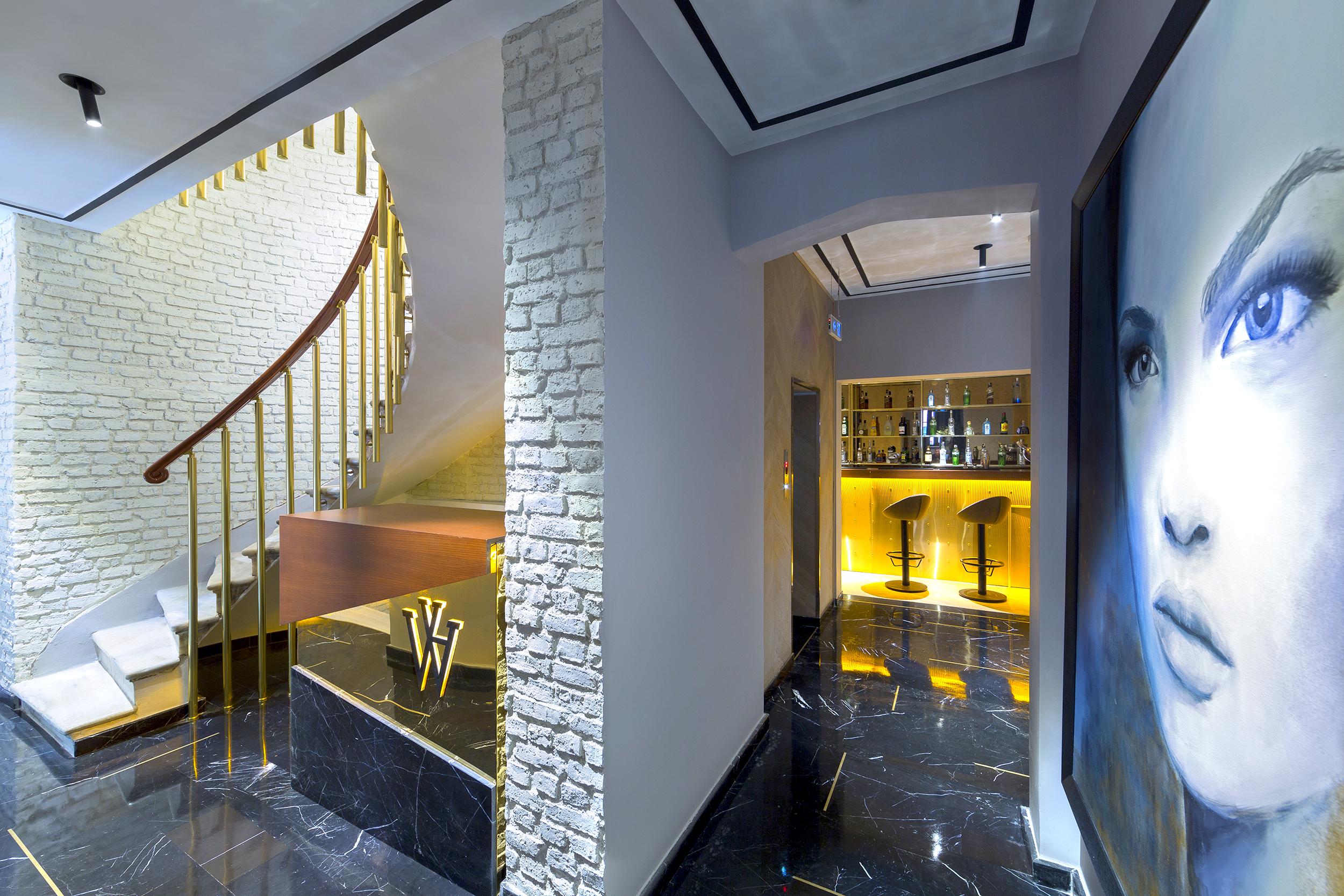 Отель Walton Galata 4*