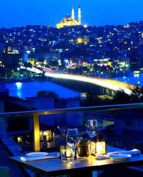 Walton Galata Отель
